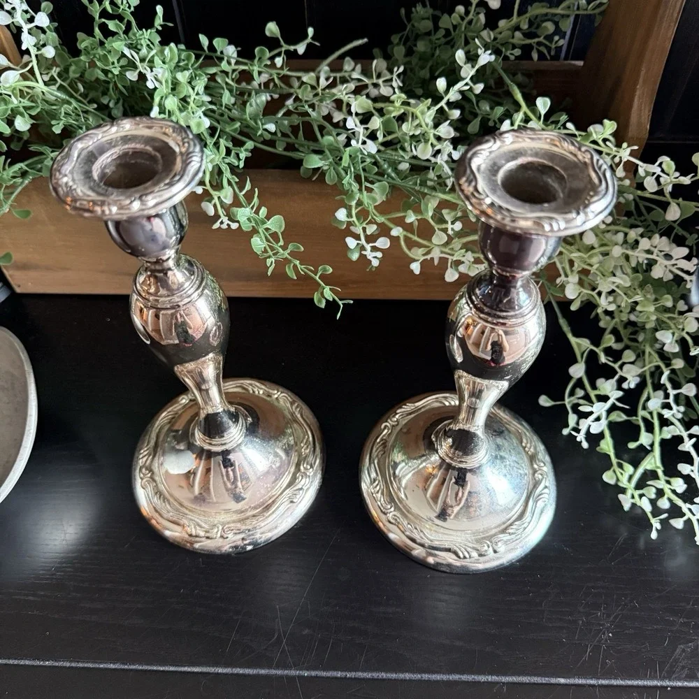 Vintage Oneida Silverplate‎ Royal Provincial Candlestick Holders set of 2 Heavy